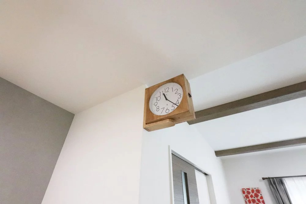 お部屋に馴染むおしゃれな壁掛け時計